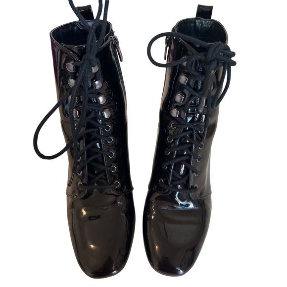 ANNE KLEIN • Women’s Shiny Black Leather Lace Up Booties Boots Shoes - Picture 2 of 11